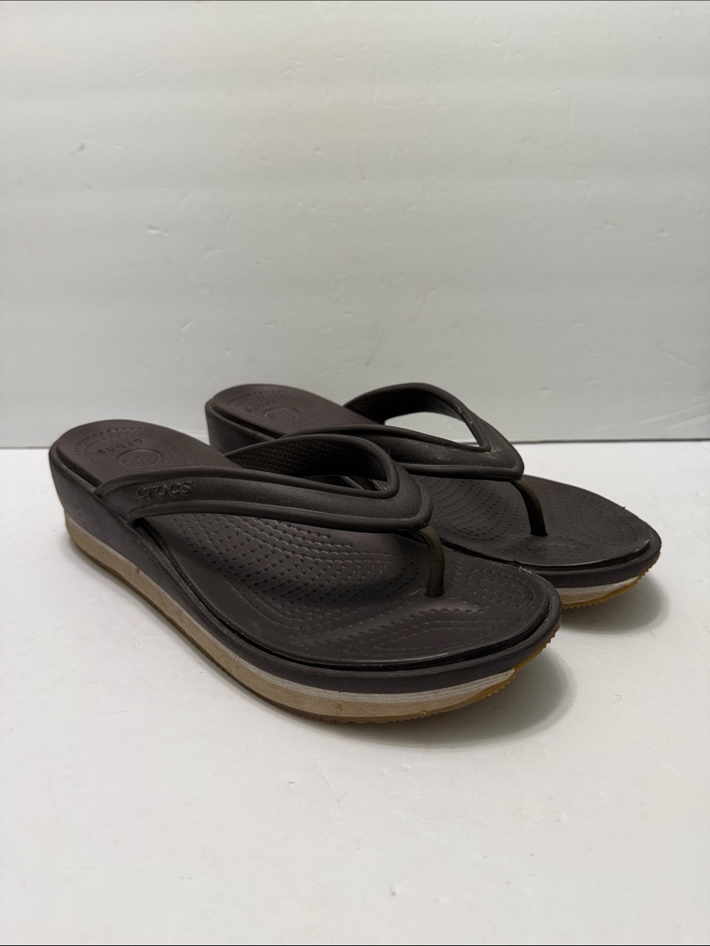 CROCS Women’s Dark Brown Wedge Thong Sandals